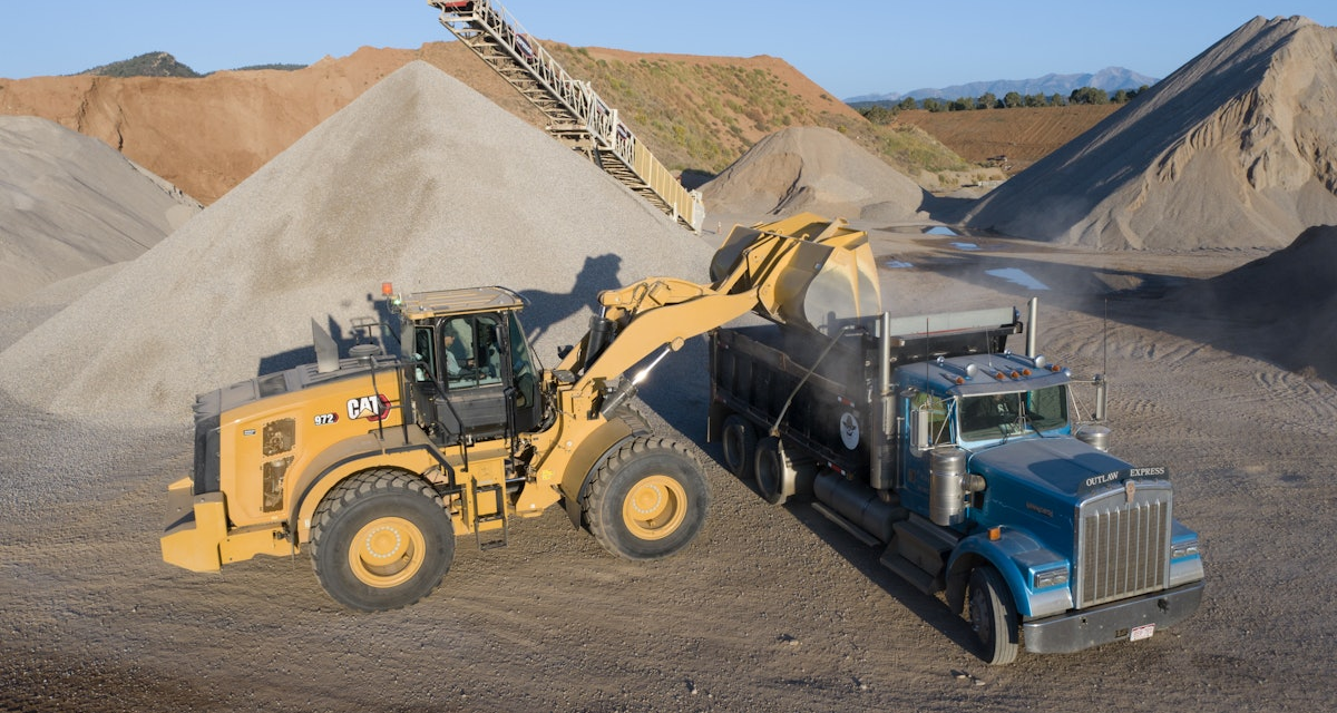 Weighing Help, Sensible Tires & Different Tech Innovate Wheel Loader Operation