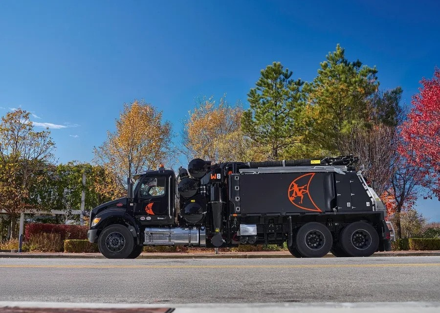 Ditch Witch Unveils W8 Hydrovac Massive Vacuum Excavator Truck From: Ditch Witch