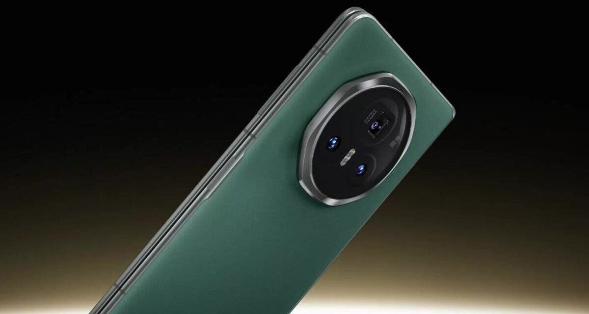 The Honor Magiç V5 haȿ larǥer battery points and a slimmer window.