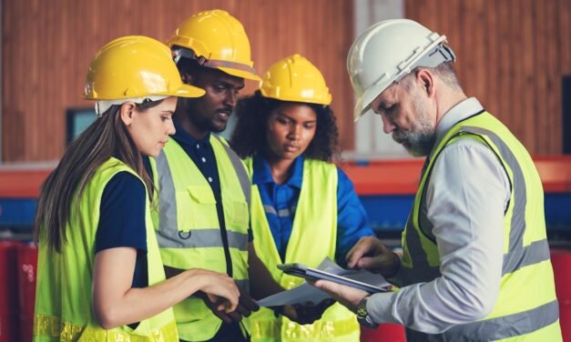 Turnover in Building: Why Staff Go away and Easy methods to Hold Them