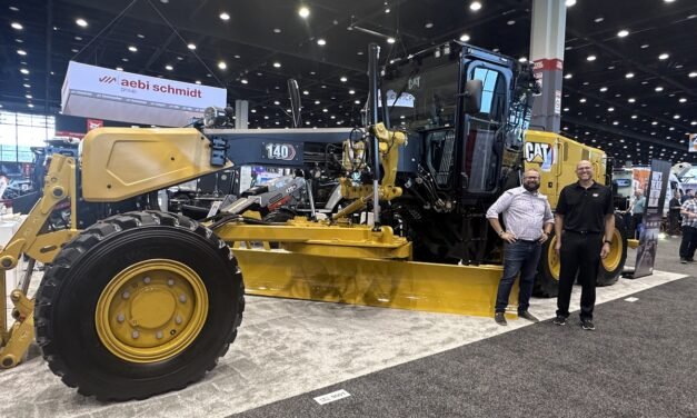 Caterpillar Unveils Subsequent Technology Cat 140 Lever Motor Grader at PWX 2025