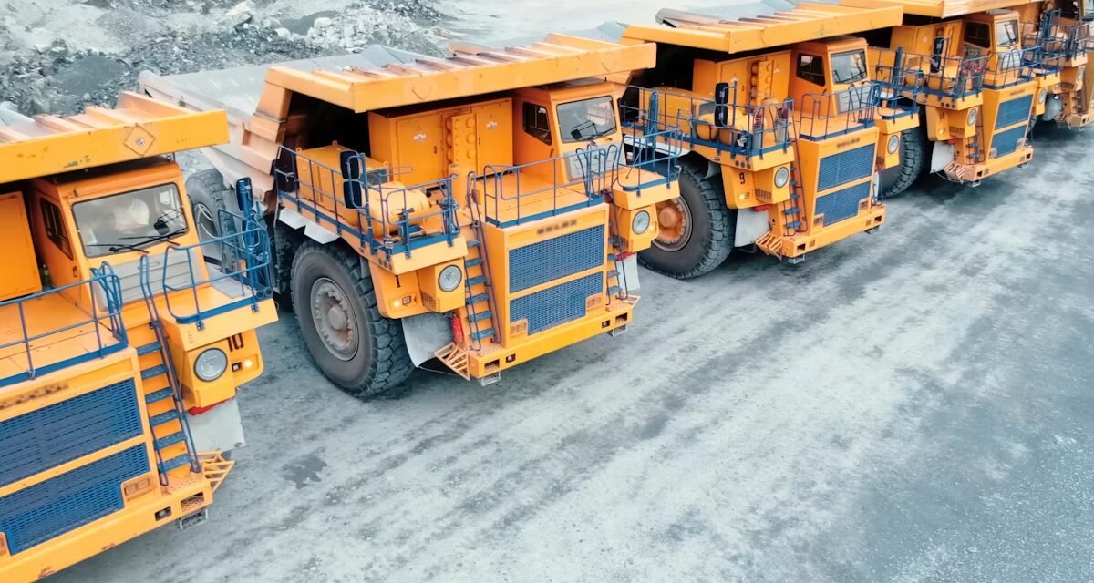 AI Reduces Construction Fleet Crashes, according to the Samsara Safety Report.