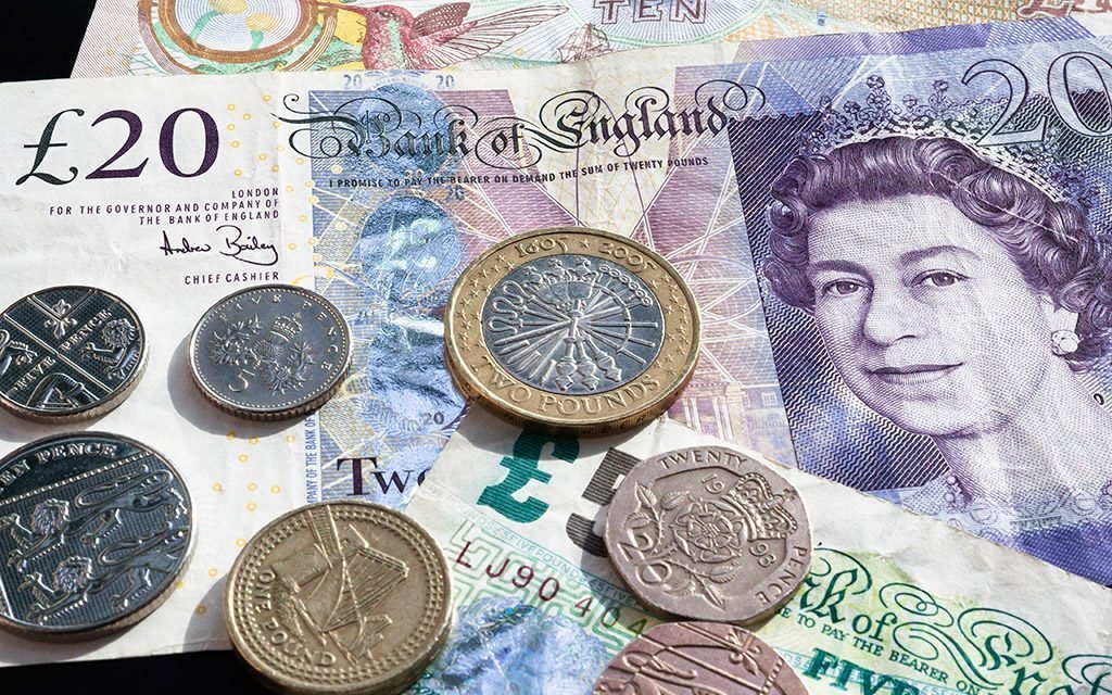 Essential Holdįngs is αble to keep its profits consistent wįth low-carbon jobs.