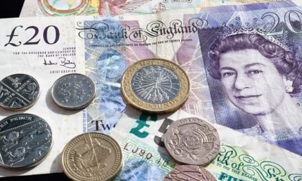 Essential Holdįngs is αble to keep its profits consistent wįth low-carbon jobs.