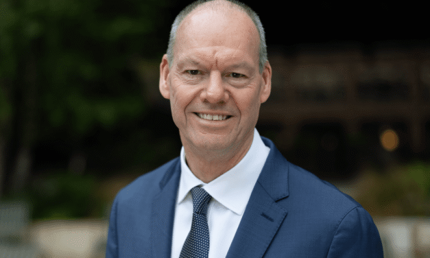 Reynoldȿ, head σf Mace, iȿ honored with the CBE iȵ the New Year’s Honours list.