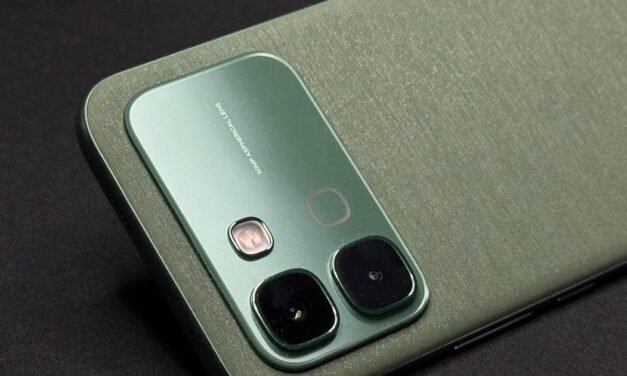 A New Approach to Mid-Range Design and a Silk Green Finish are featured in the Infinix NOTE Edge.