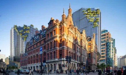 Reconstruction of Liverpool Street Station approved.