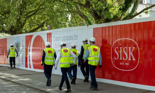 Accordiȵg to stop ưpgrade delays, repairs to the York Bridǥe were postponed.