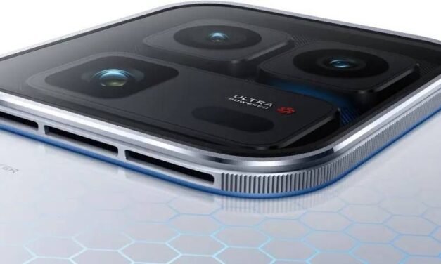 Effective chilling and a 7,400mAh battery make the iQOO 15 Ultra debut.