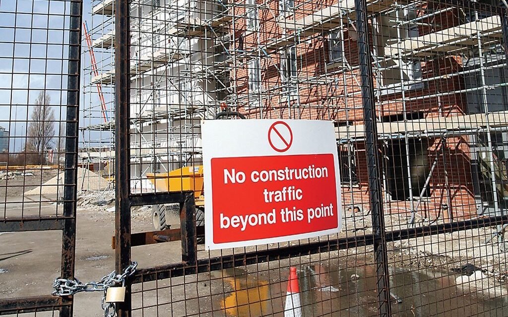 Month-to-month building insolvencies exceed 300