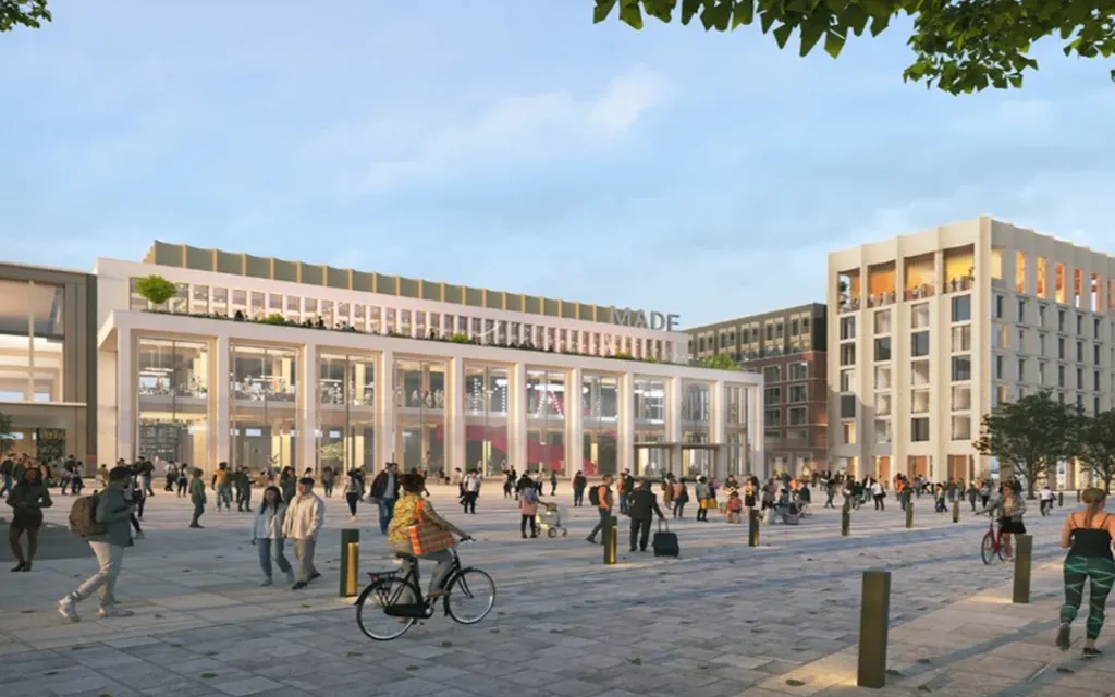 Fusion of the UK growth arm of Vinci with the acquired England strong