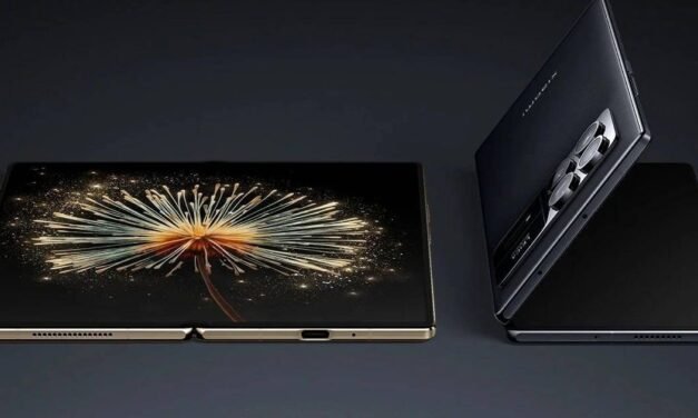 HyperOS 4 Really Appeared in Life Photos with the Xiaomi MIX Fold 5.