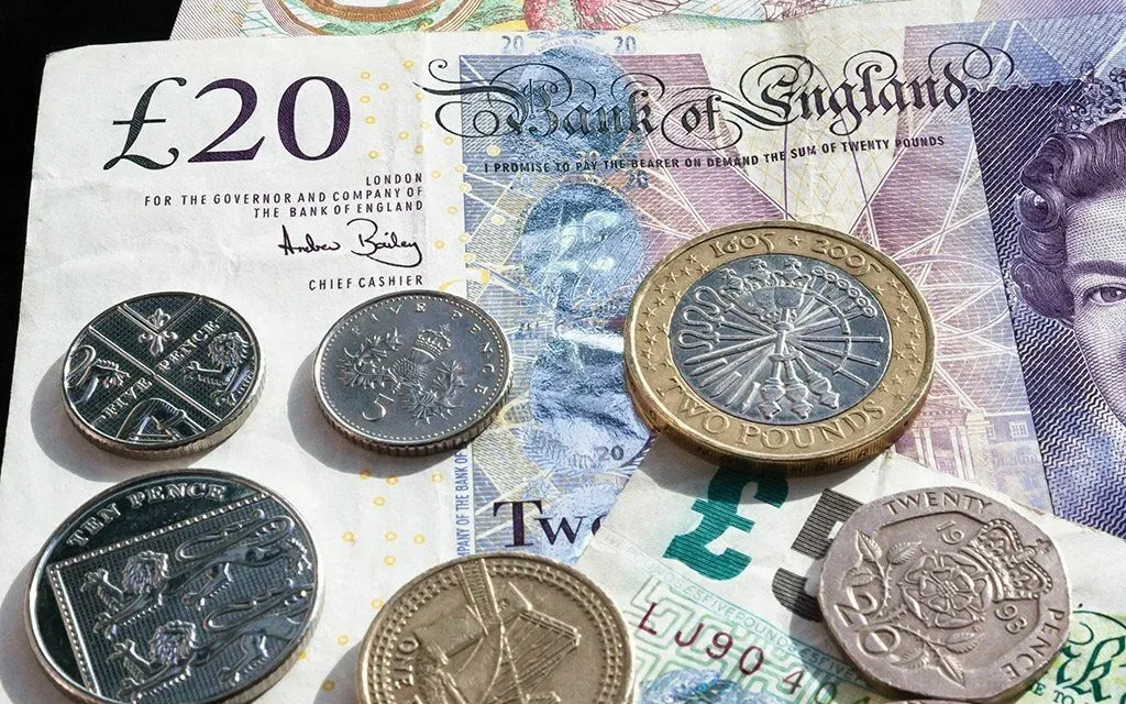 According to the coalition, Taylor Wimpey plans to cut 50 staff ‘ bonuses.